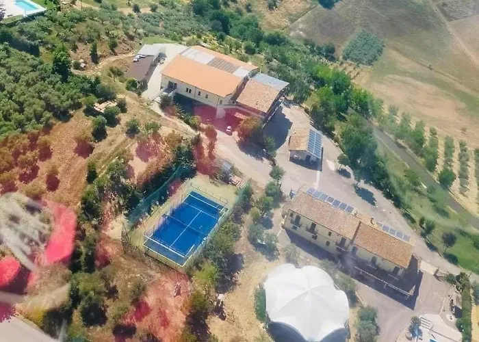 Il Salice Фермерский дом Castilenti